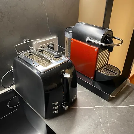 Paeninsula, La Tua Casa In Porta Venezia Appartement