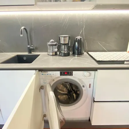 Apartment Paeninsula, La Tua Casa In Porta Venezia Milan