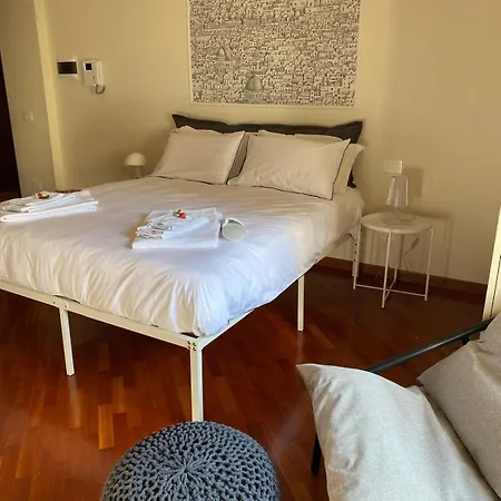 Apartment Paeninsula, La Tua Casa In Porta Venezia *