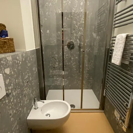 Paeninsula, La Tua Casa In Porta Venezia Apartment *